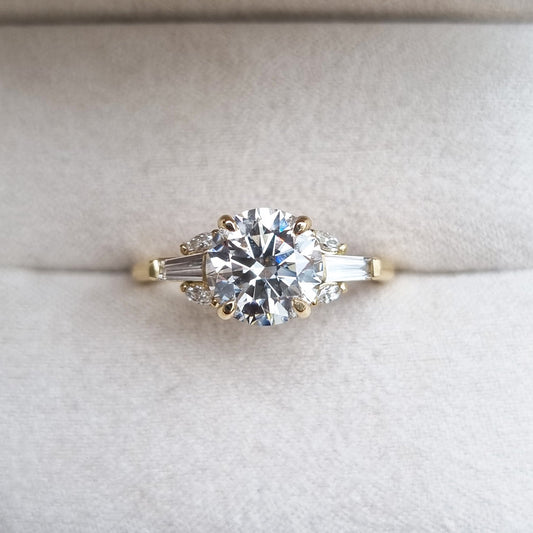 2.0 CT Round Cluster CVD E/VVS2 Diamond Engagement Ring